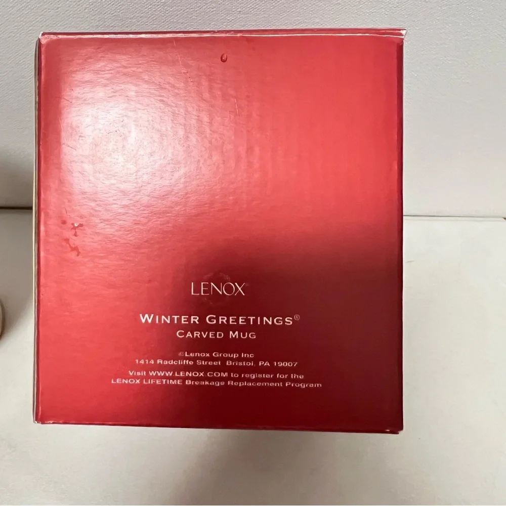 Lenox Winter Greetings Cardinal Footed Coffee Mug 10 ounces